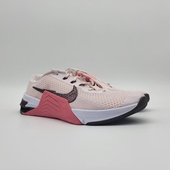 NEW Nike Metcon 7 Pink Training Shoes Sneakers - Picture 2 of 9